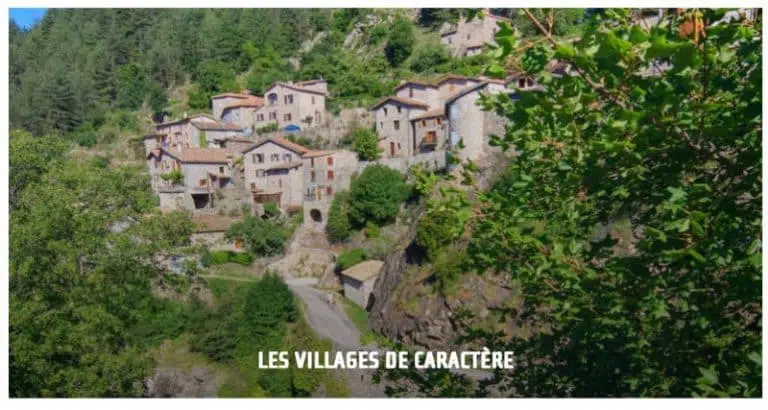 villages de caractères